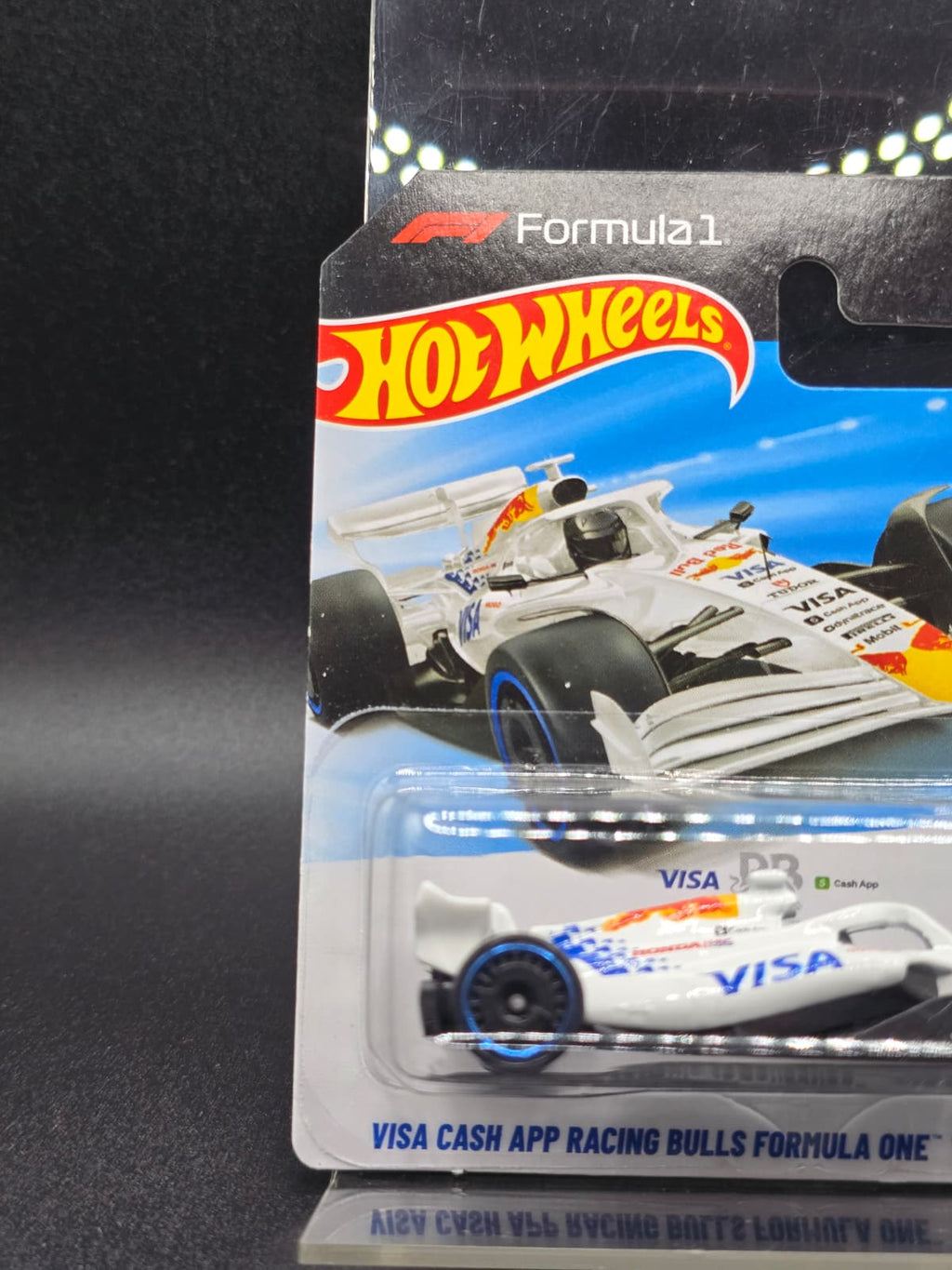 VISA CASH APP RACING BULL FORMULA 1 HOT WHEELS