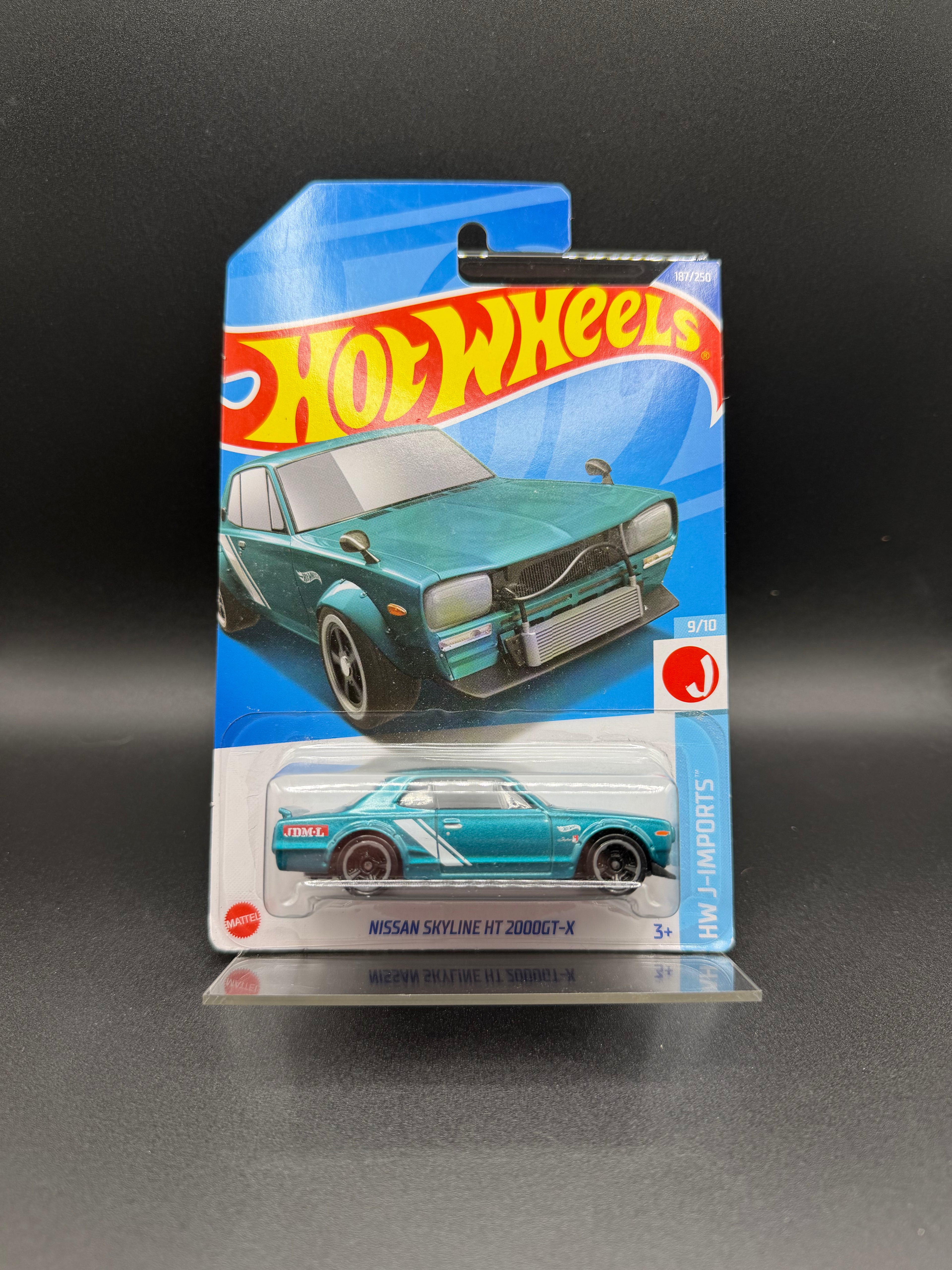NISSAN SKYLINE HT 2000GT-X HOT WHEELS
